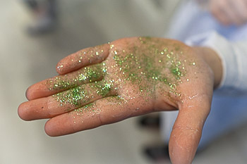 Gross Science Experiment Glitter Germs on the Hand