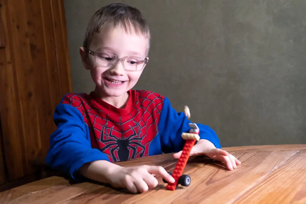 Simple Lego Catapult Launch