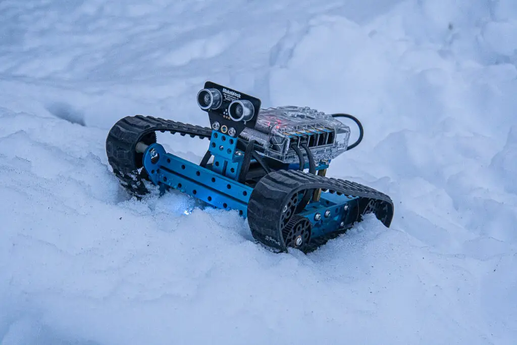 mbot Ranger in snow