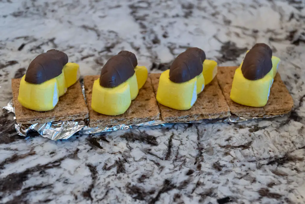 Marshmallow Peeps S'mores